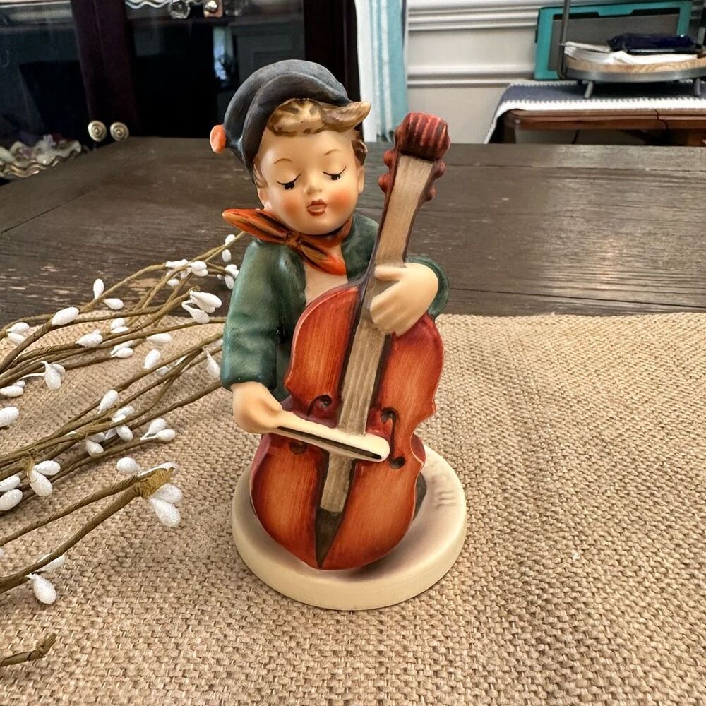 HUMMEL Sweet Music, #186 TMK-6 Vintage Figurine Boy Playing the Cello